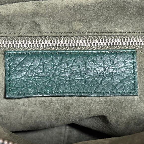 Balenciaga Vintage Green Leather Chain Strap Shoulder Bag - Picture 10 of 12